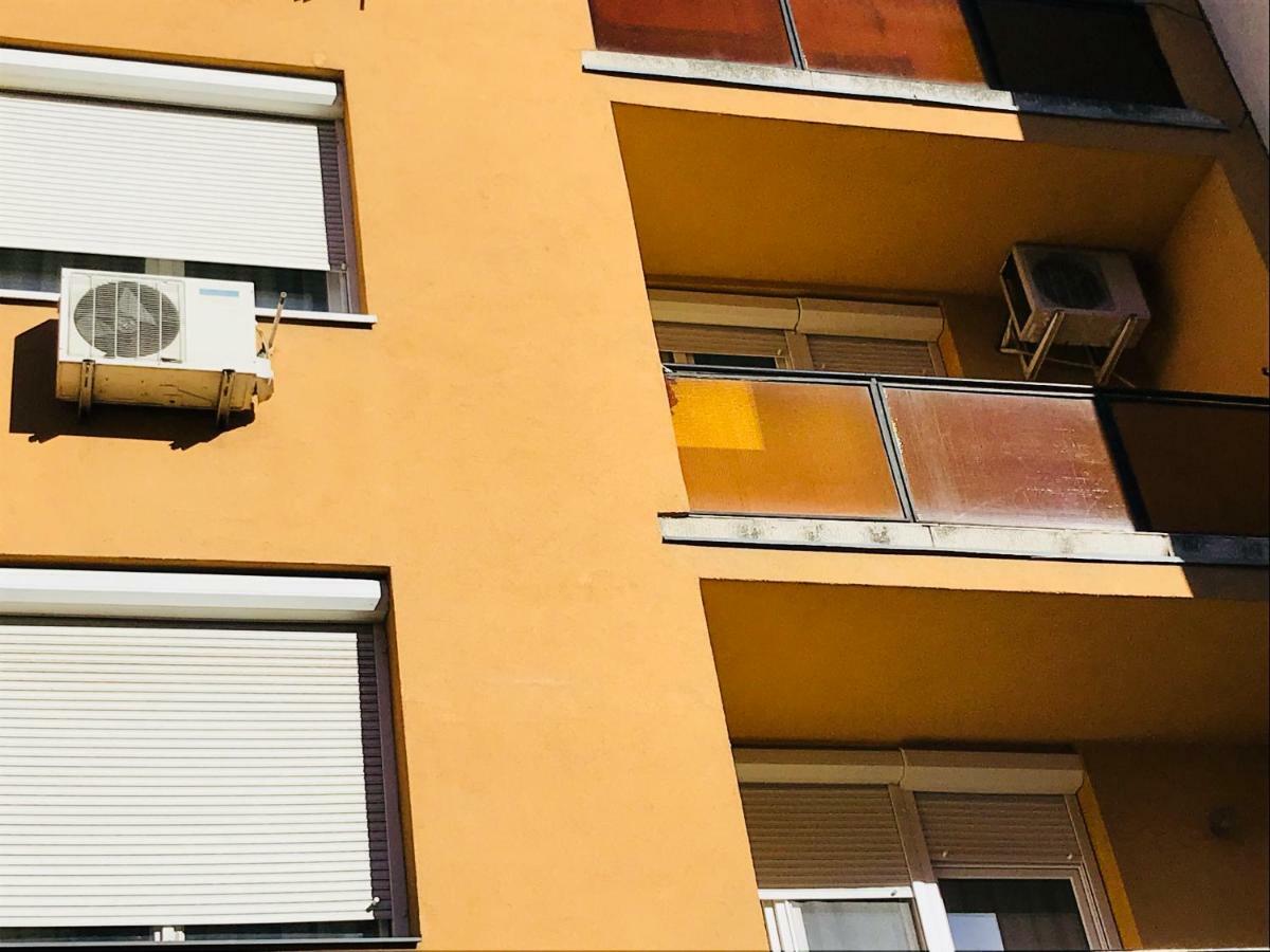 Ella Apartman Debrecen Exterior photo
